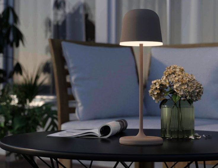 Outdoor Table Lamp